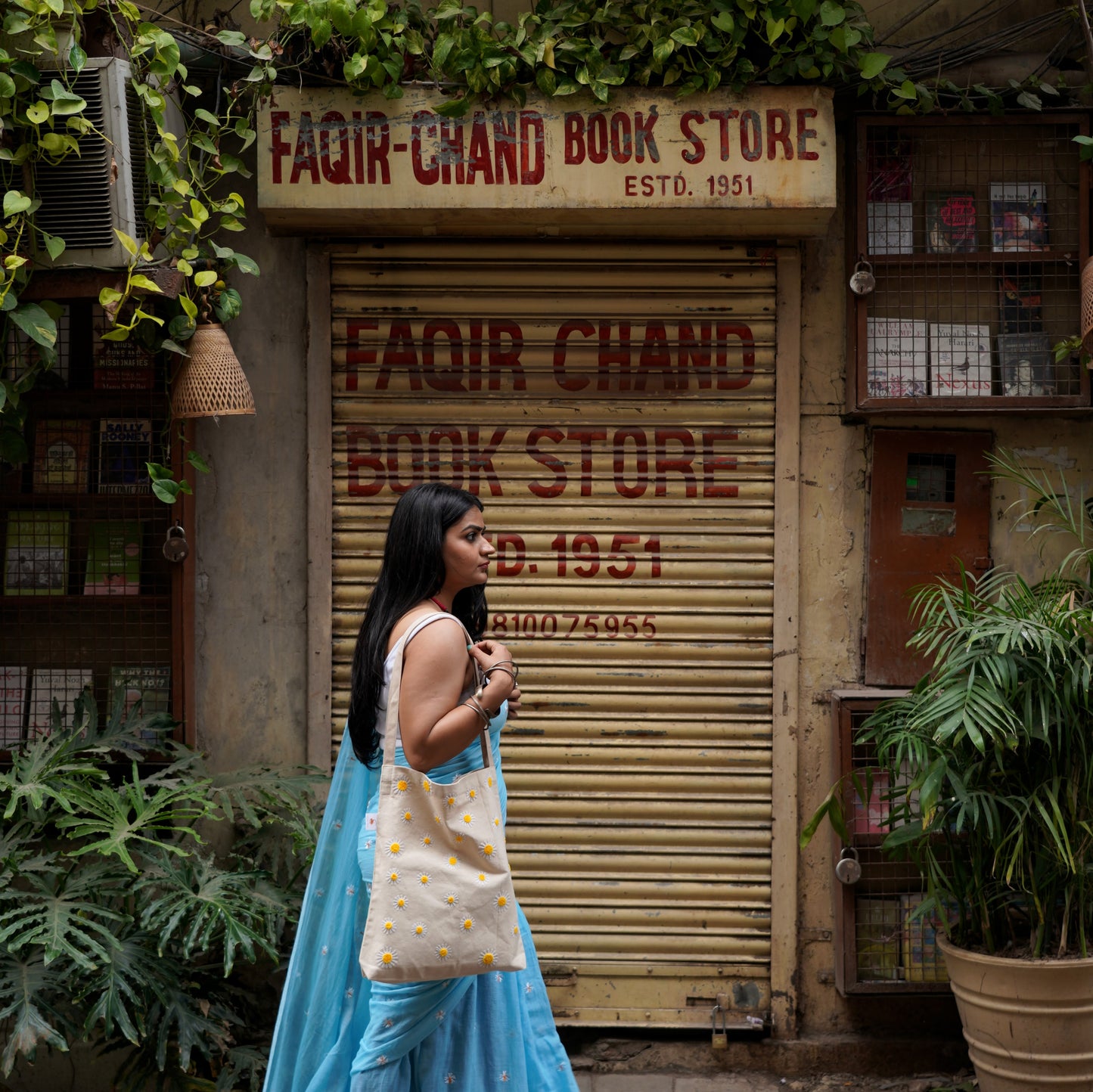 Aazad Rooh Tote Bag | Beige