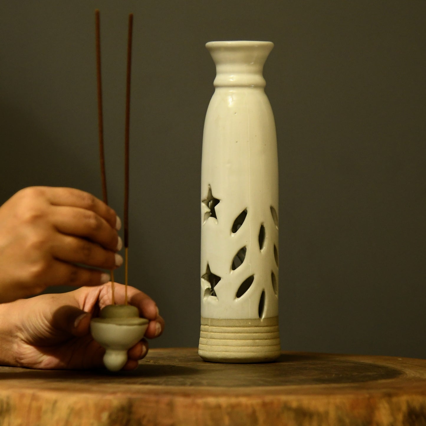 Sukoon Incense Stick Diffuser | Off White