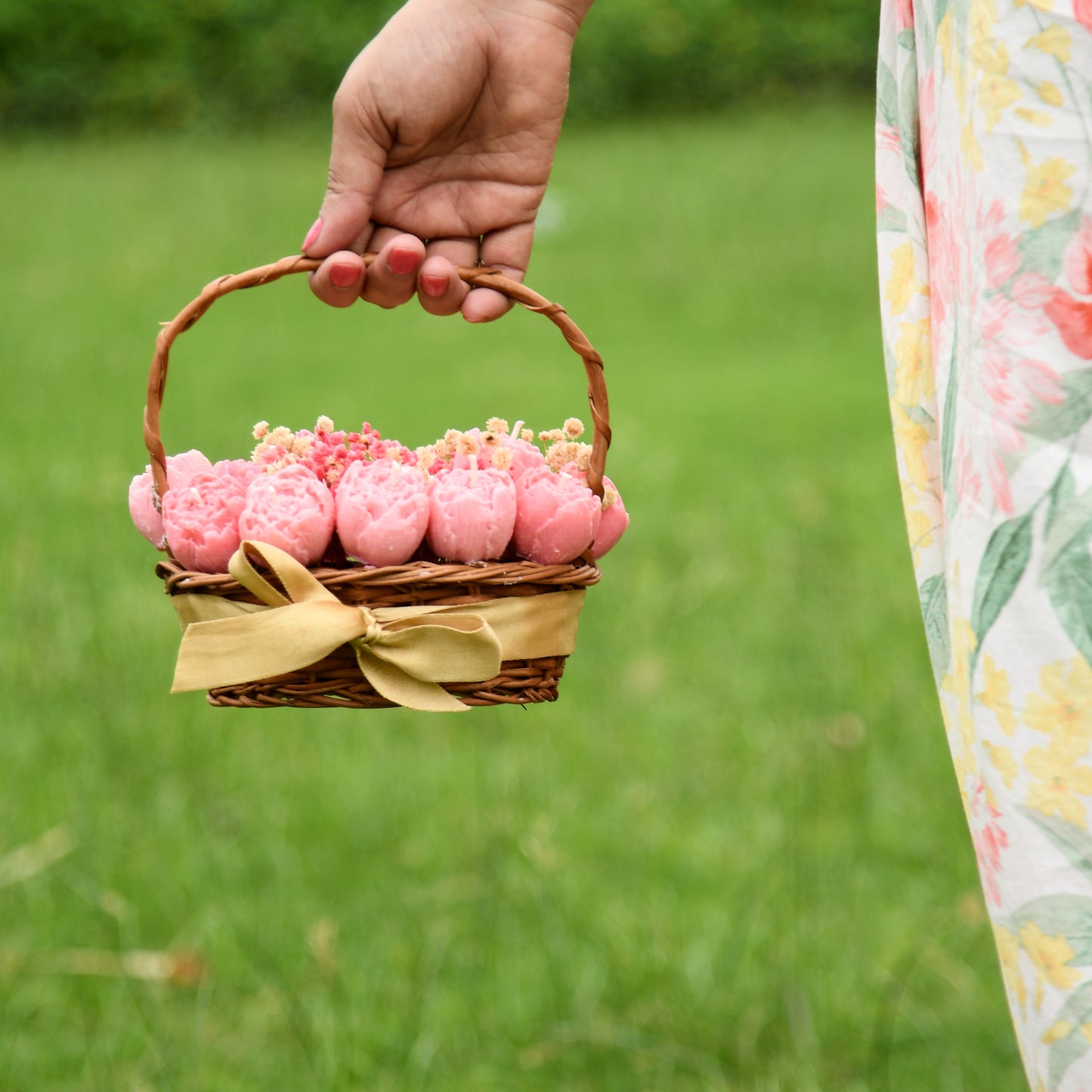 Scented Candles Basket Bouquet | Small