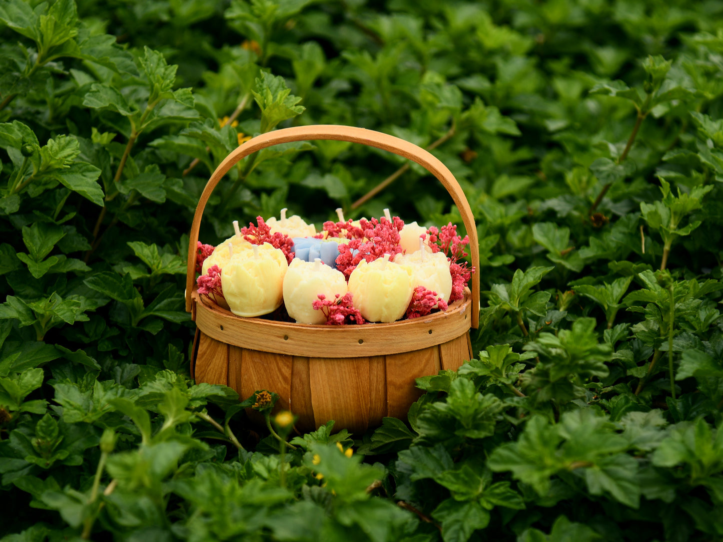 Scented Candles Basket Bouquet | Round