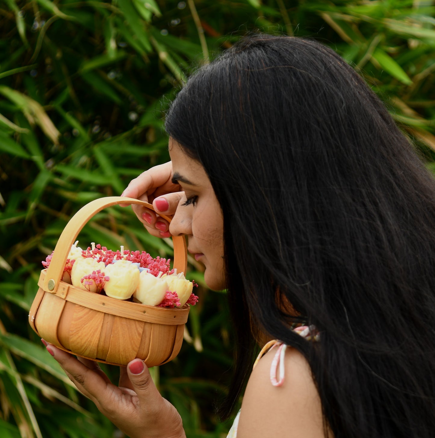 Scented Candles Basket Bouquet | Round