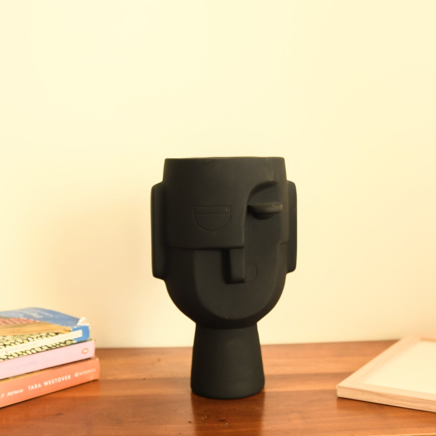 Abstract Face Vase