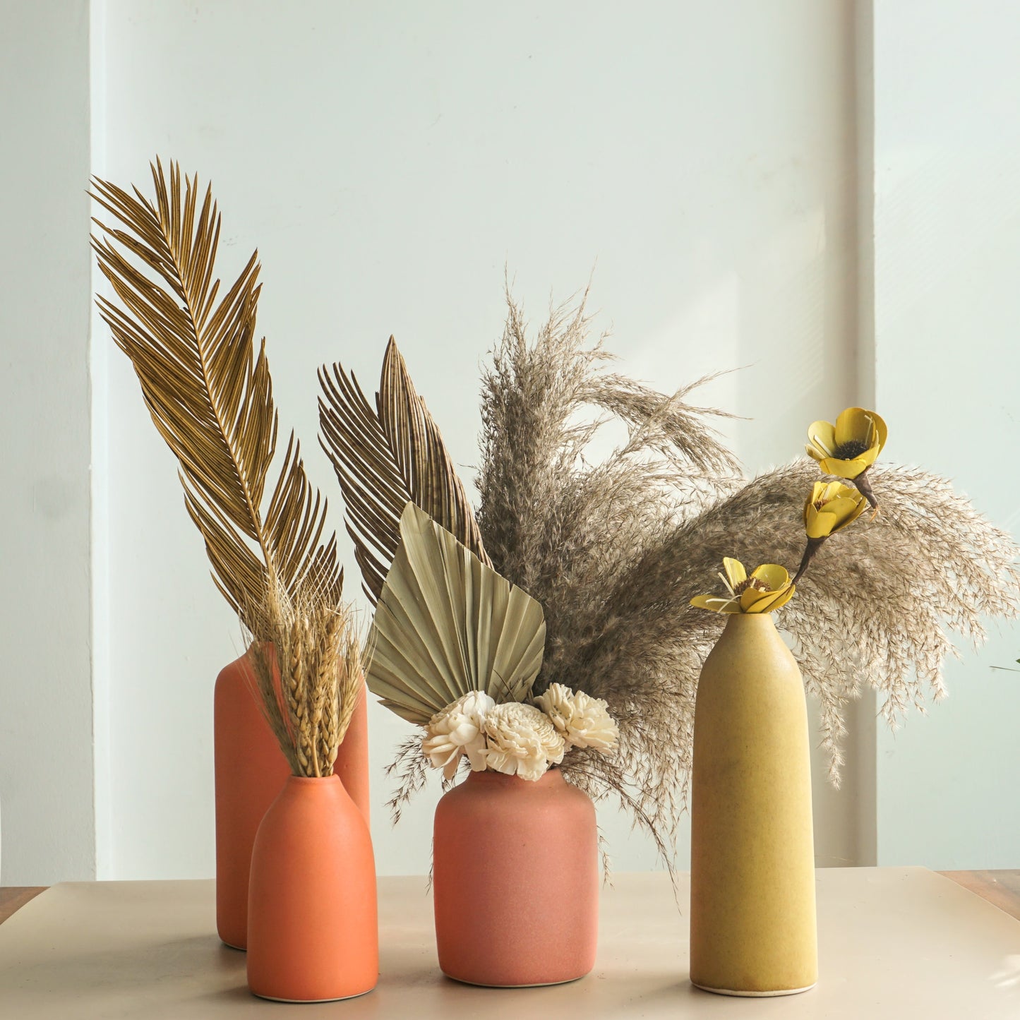 Mismatch Set of Four Vases with Dried Leaves Combo