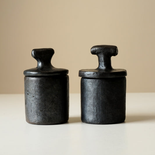 Longpi Black Pottery Pinch Pots | Salt & Pepper