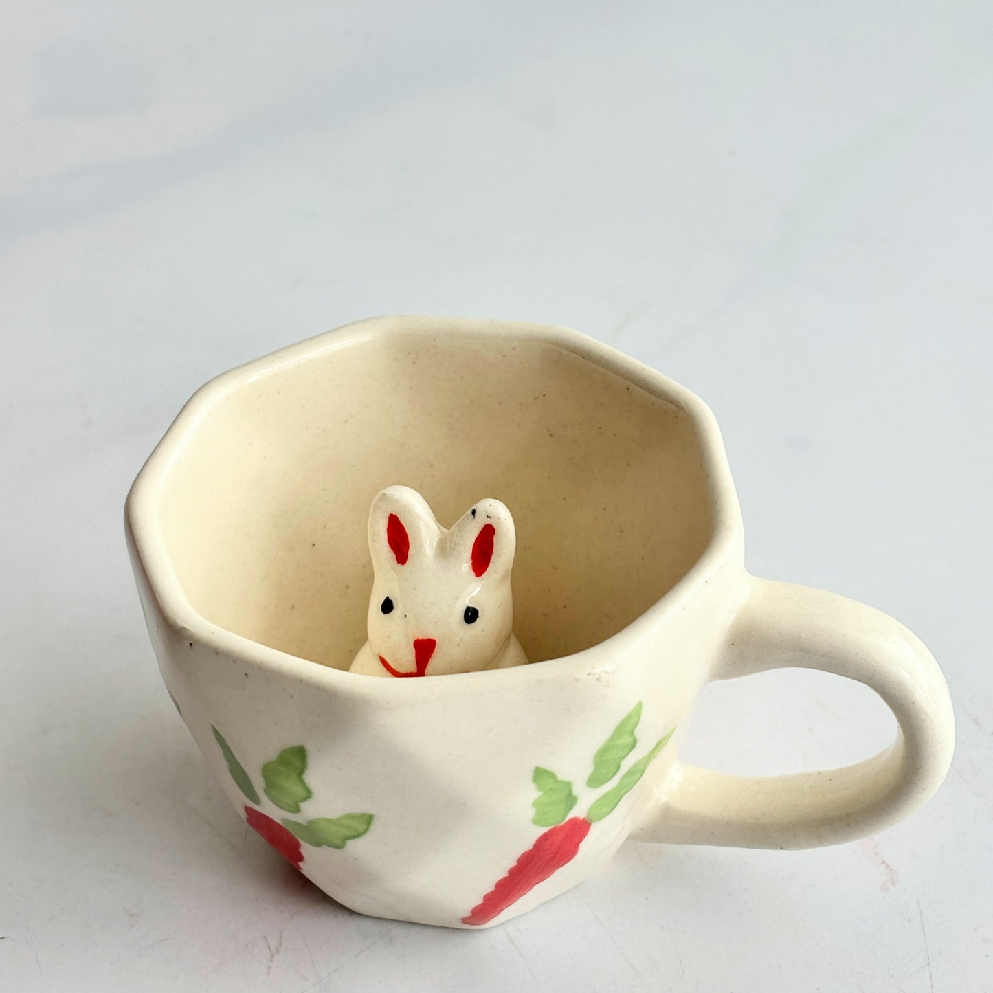 Carrot Cuddle Mug